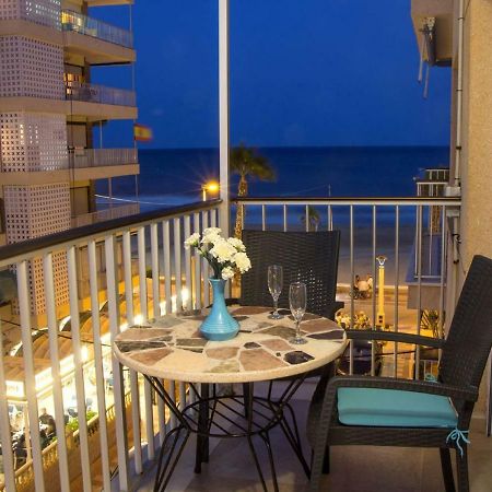 Seafront San Pere Apartment Ел Кампело Екстериор снимка