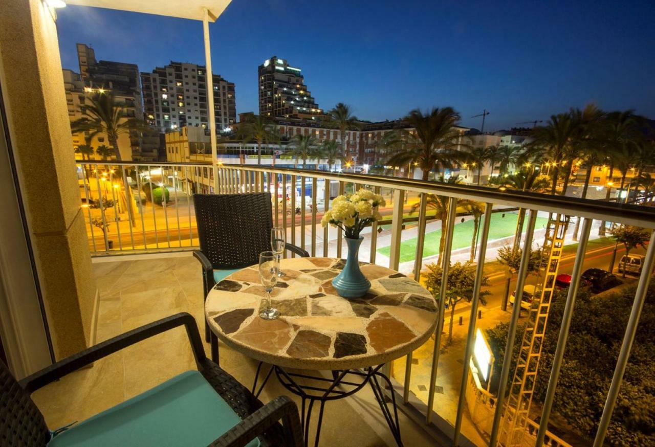 Seafront San Pere Apartment Ел Кампело Екстериор снимка