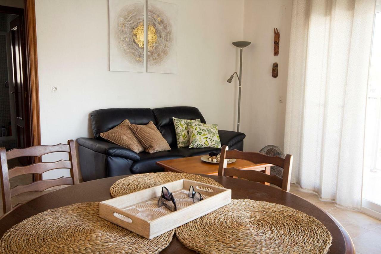 Seafront San Pere Apartment Ел Кампело Екстериор снимка